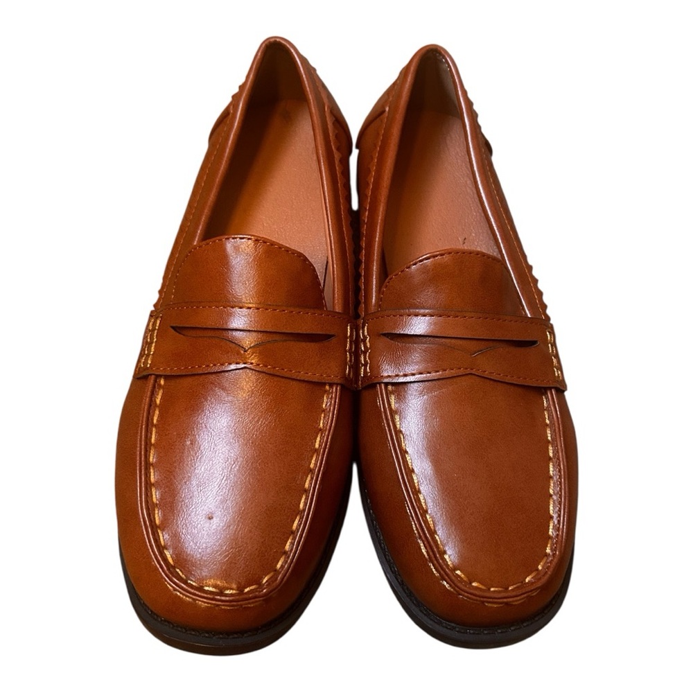 NWOT Men's Classic Brown Leather Slip-On Loafers